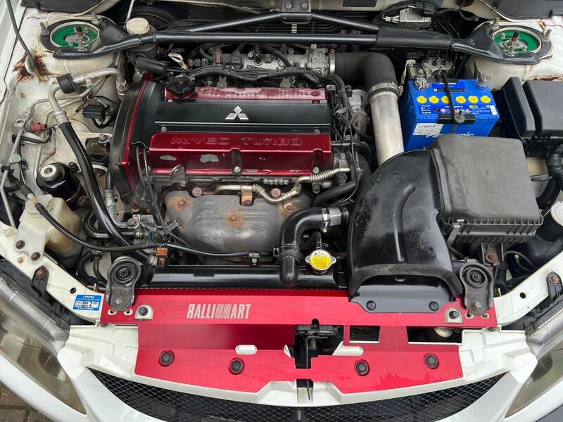 MITSUBISHI LANCER