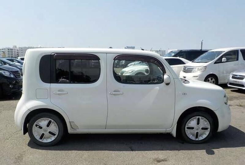 NISSAN CUBE