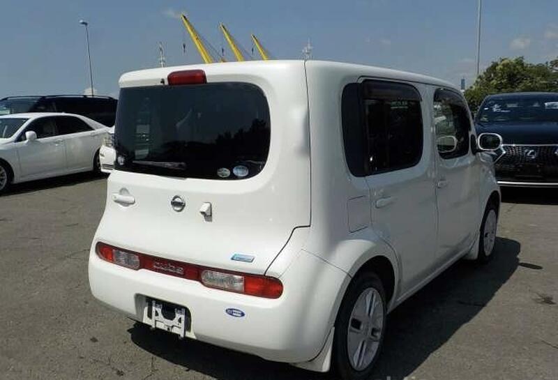 NISSAN CUBE