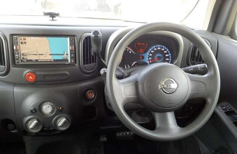NISSAN CUBE