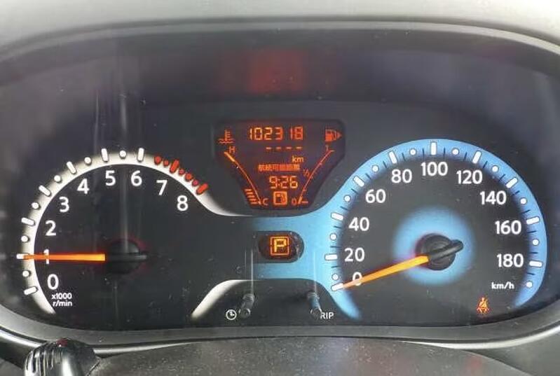 NISSAN CUBE