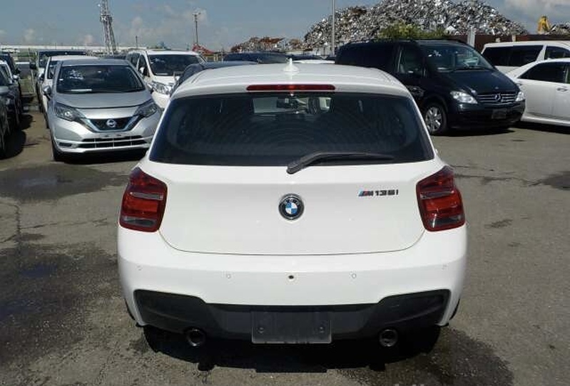 BMW 1 SERIES