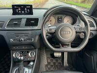 AUDI RS Q3