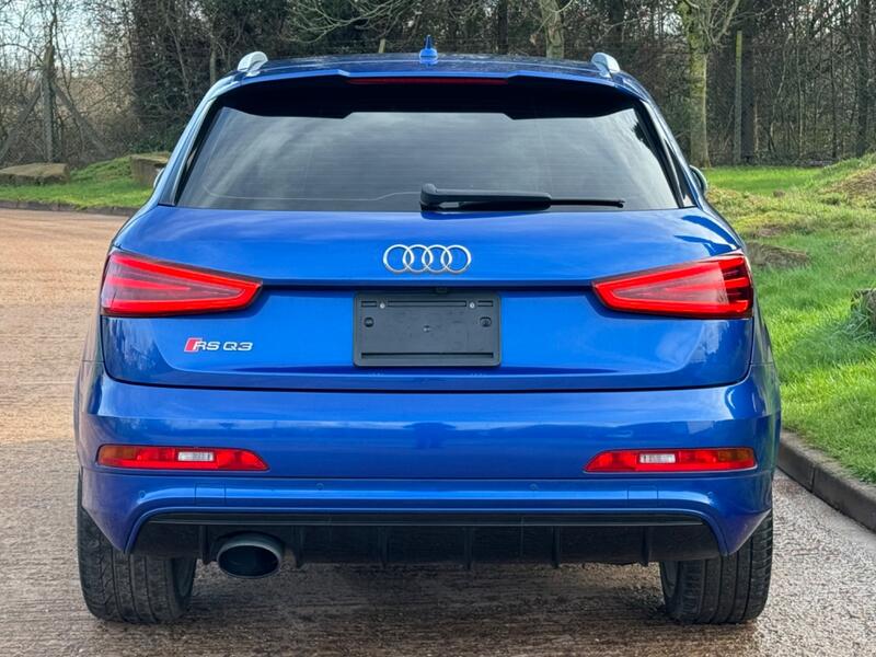 AUDI RS Q3