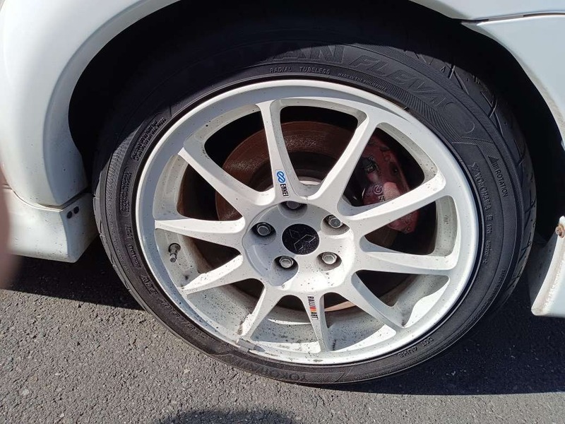 MITSUBISHI LANCER